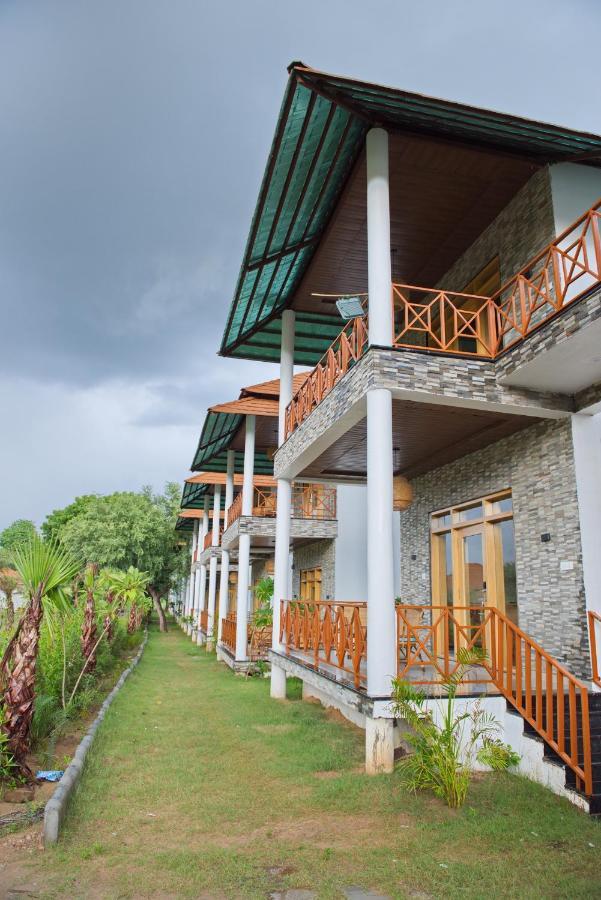 Wild Rose Resort & Spa Pushkar Exterior foto